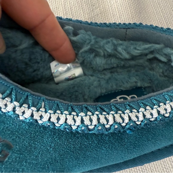 UGG TASMAN SUEDE SLIPPERS - Picture 7 of 8